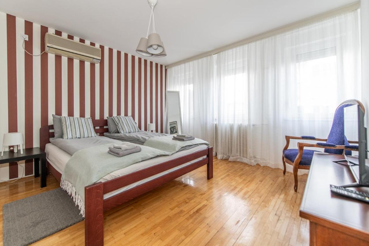 7 Heaven Appartement Belgrado Buitenkant foto