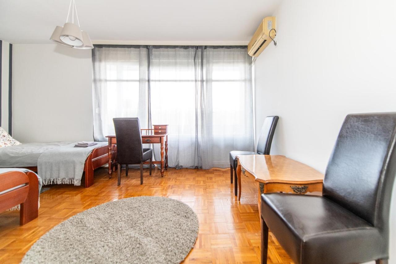 7 Heaven Appartement Belgrado Buitenkant foto